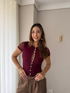 Body Luciana Vino Tinto Con Botones Y Mangas En Malla Para Mujer
