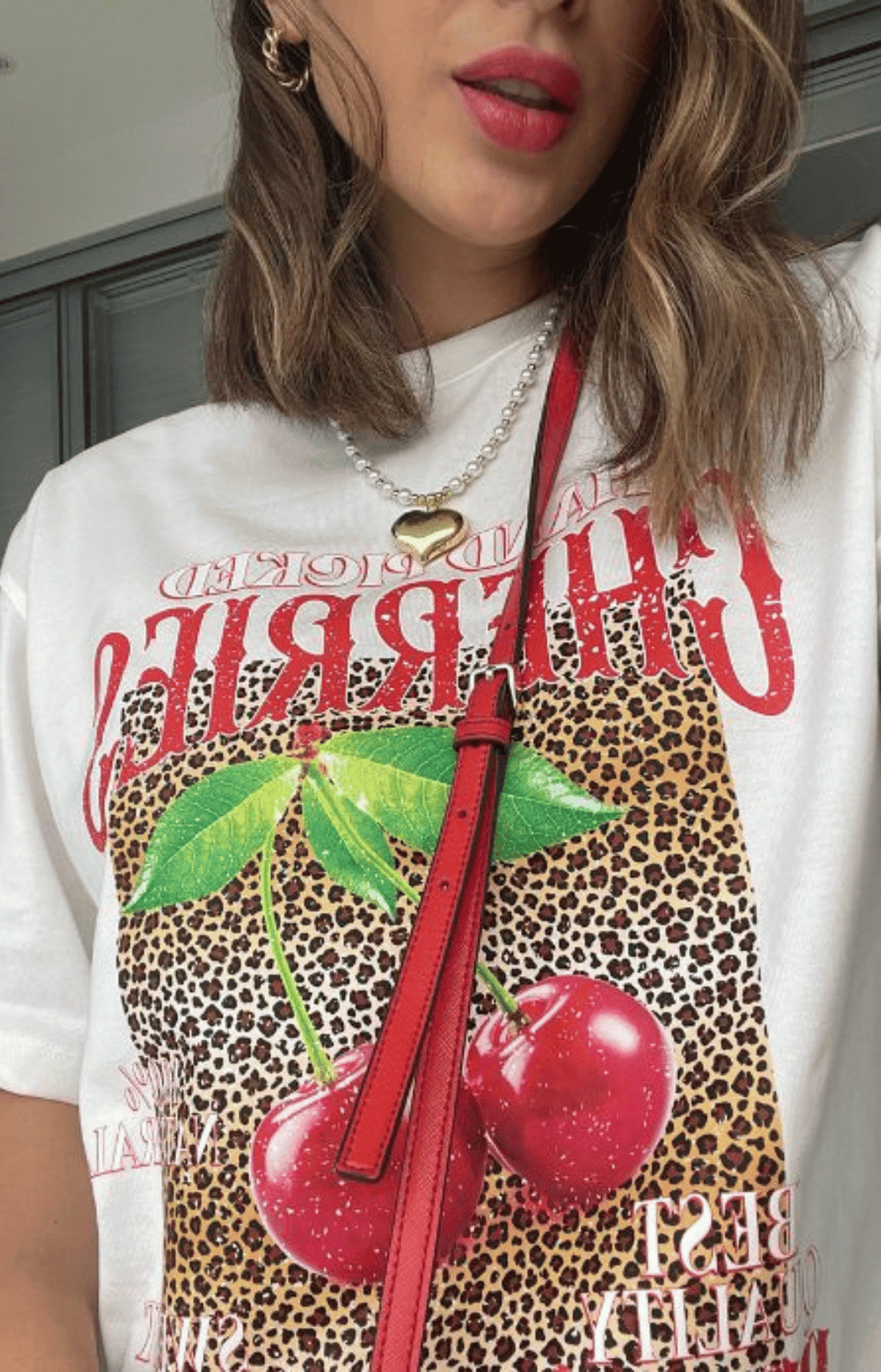 Camiseta oversize estampada blanca cherry animal print