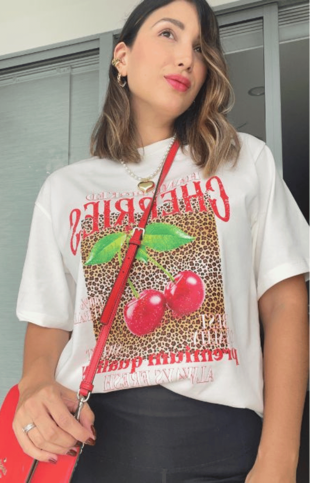 Camiseta oversize estampada blanca cherry animal print