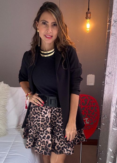 Falda corta tela ligera bolero animal print Boho