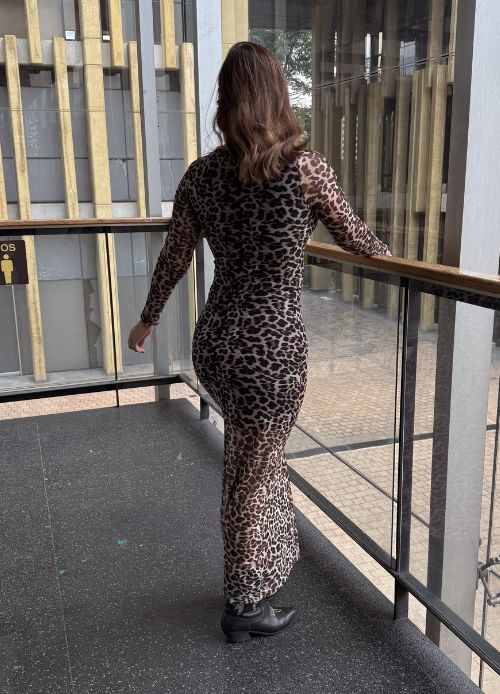 Vestido mesh largo manga larga audaz animal print