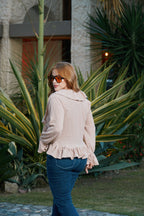 Camisa Nude de boleros anudada al frente Boho